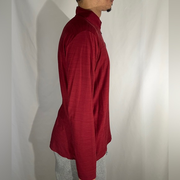 Men’s XLT Red Nike Dri-Fit Quarter Zip - Picture 2 of 4